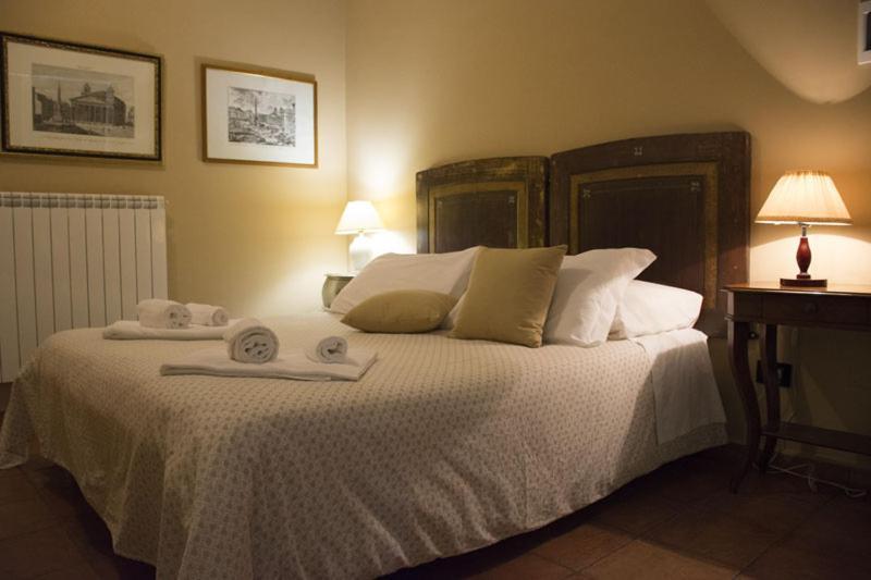 Agriturismo Scuderie Della Contea 수트리 외부 사진